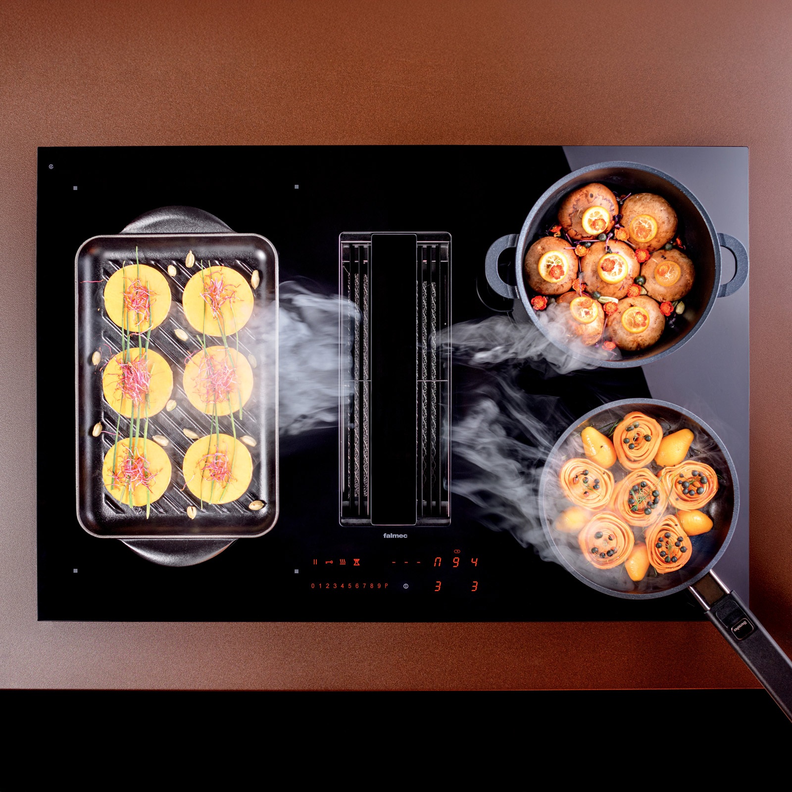 Continua a leggere Zero 76, cottura e aspirazione in formato compatto